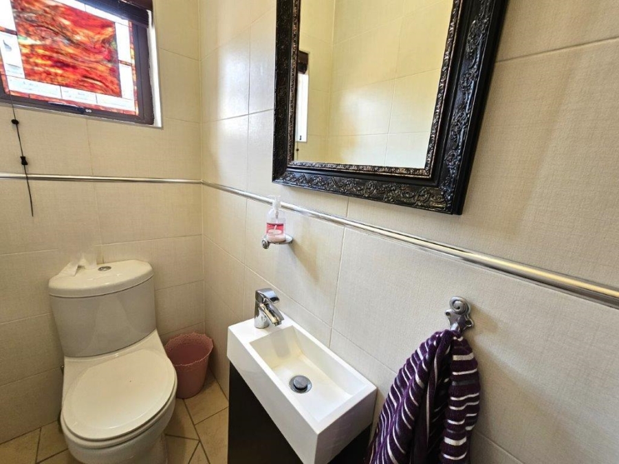 4 Bedroom Property for Sale in Kosmos Ridge North West